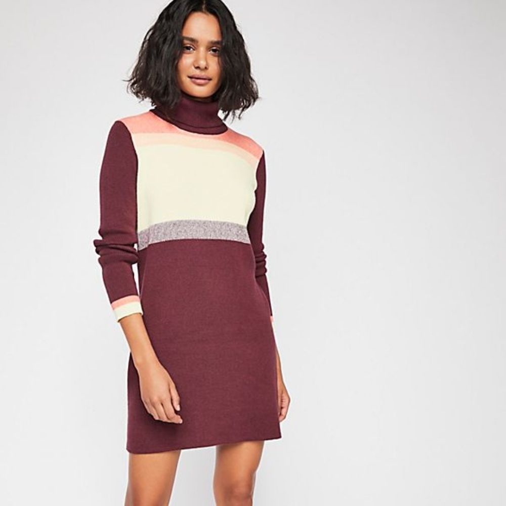 Turtleneck Colorblock Sweater Dress in Burgundy and Cream